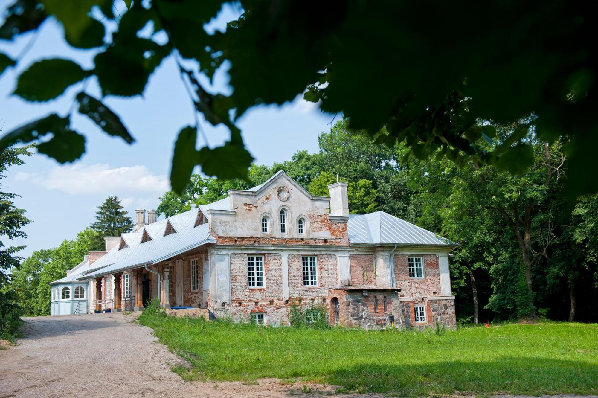 Kuznia Palacowa 3* Korczew