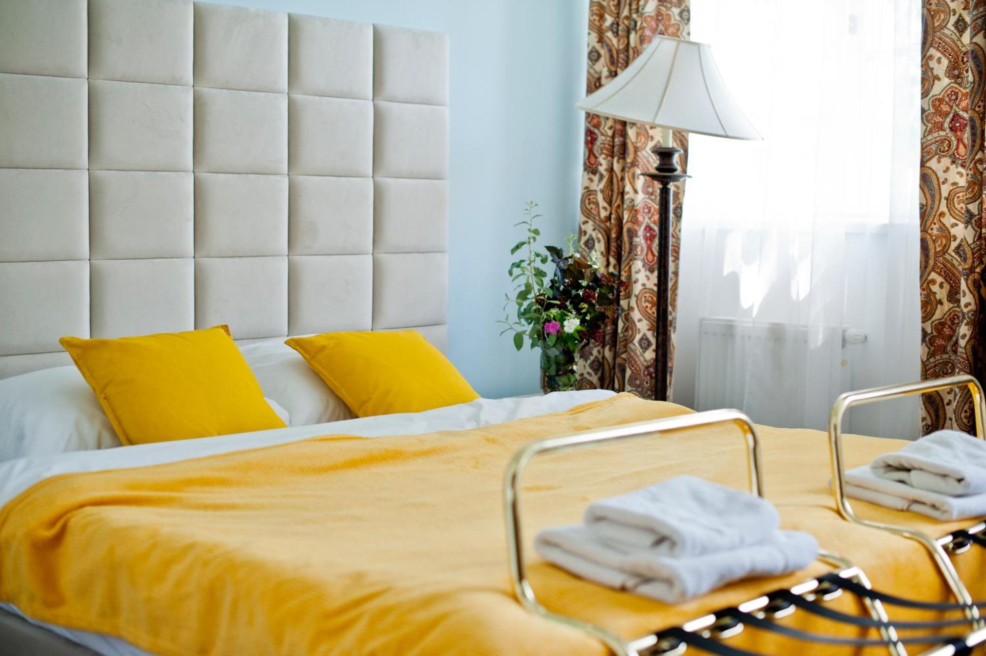 Kuznia Palacowa Bed & Breakfast Korczew